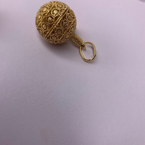 Dropping Gold Plated Earrings and Pendant set long lasting - Picture 9 of 11